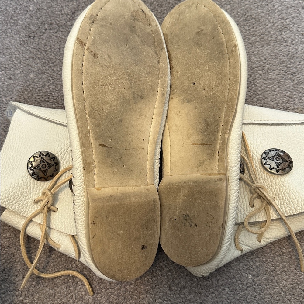 Taos Genuine Leather Southwest Native Hard Sole Moccassin Bootie 10 GUC - Picture 7 of 8